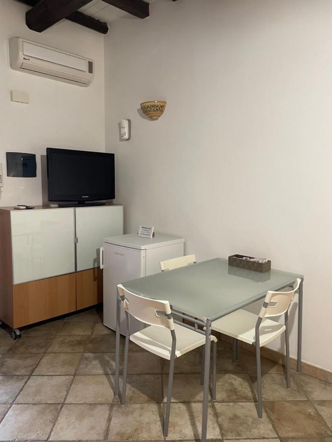 פלרמו Baglio Judica Apartments מראה חיצוני תמונה